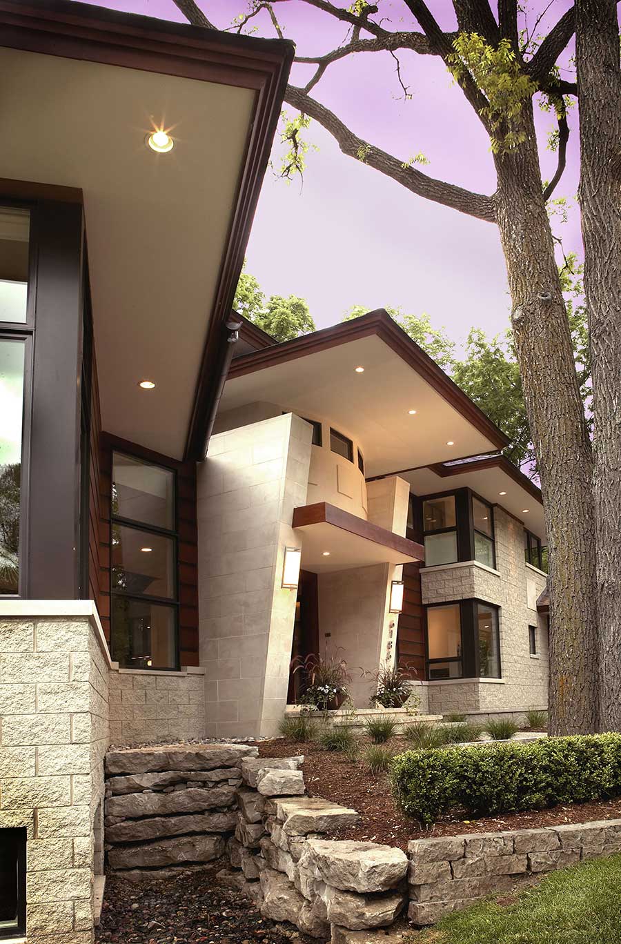 Modern Transitional Exterior Approach